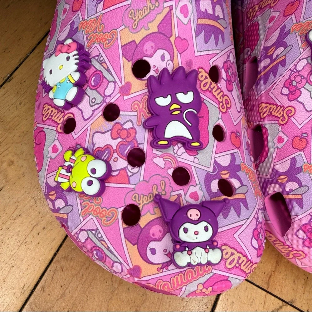 CROCS X HELLO KITTY CLOGS WOMENS SIZE - Picture 4 of 8